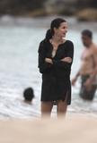 th_62626_celebrity_paradise.com_TheElder_CourteneyCox2011_03_29_onvacationinSaint_Barthelemy2_122_413lo.jpg