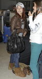 th_70064_celebrity-paradise.com-The_Elder-Hayden_Panettiere_2010-01-20_-_at_the_Miami_International_Airport_359_122_450lo.jpg